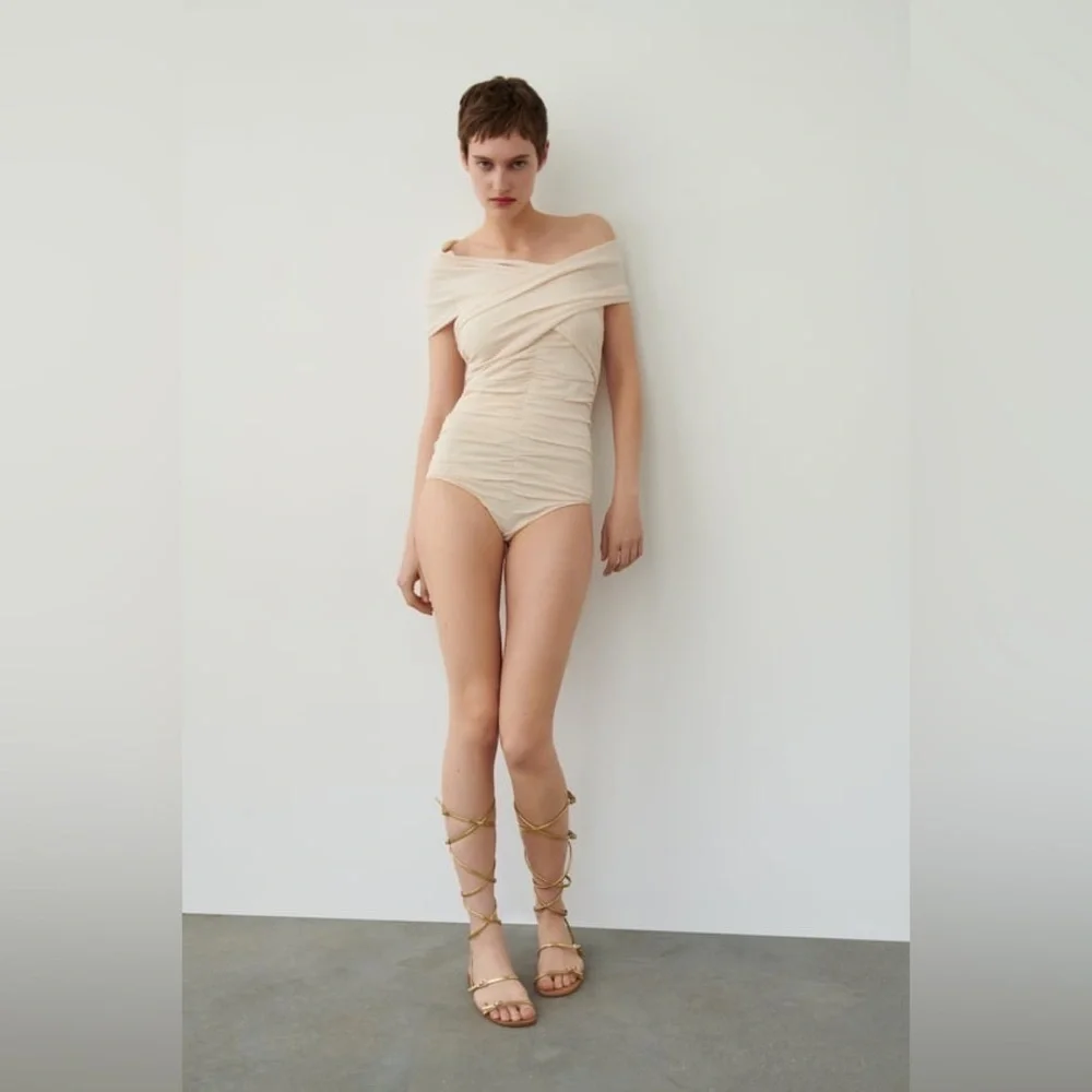 Zara nwt golden